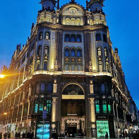 Cheerful Studio Budapest Downtown エクステリア 写真